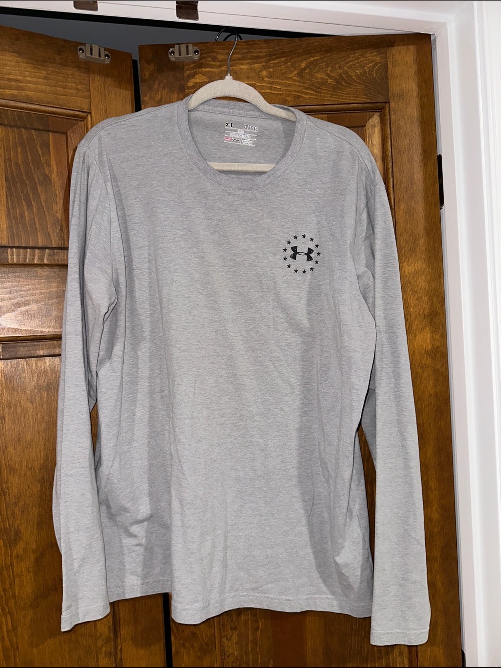 Under Armour Men’s Long Sleeve Crew Tee - Light Gray with Black Logo
